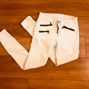 Rag & Bone white zipper jeans size 26
